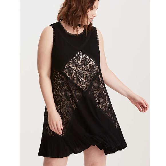 torrid Dresses & Skirts - Torrid Black Lace Sleeveless Swing Mini Dress